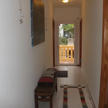 Lujosa Con Piscina Y Vistas Villa