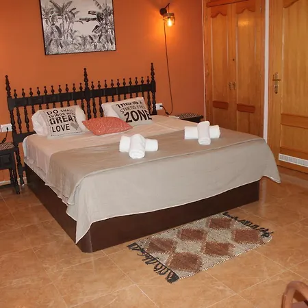 Lujosa Con Piscina Y Vistas Villa